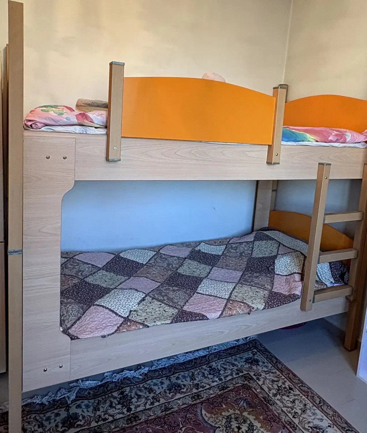 تخت خواب دو طبقه، میز تحریر ،دراور با کتابخانه|تخت و سرویس خواب|تبریز, |دیوار