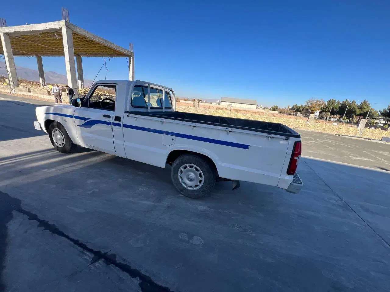 وانت کارا تک کابین سفید ۱۴۰۲ برج۱۲با لاینرو دیلایت|خودرو سواری و وانت|تهران, امام حسین|دیوار