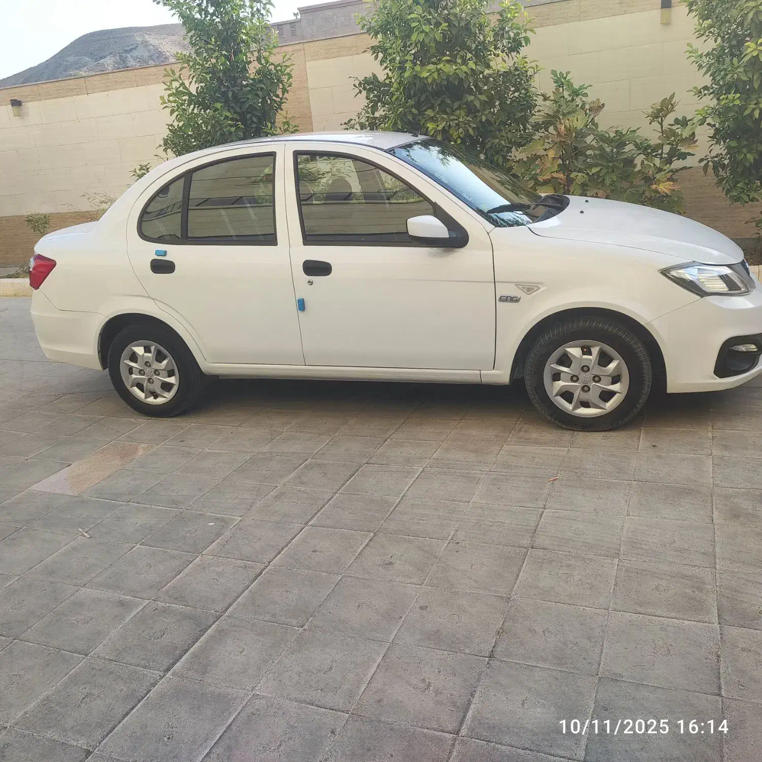 ساینا دوگانه سوز شرکت بدون رنگ در حد صفر|خودرو سواری و وانت|کازرون, |دیوار