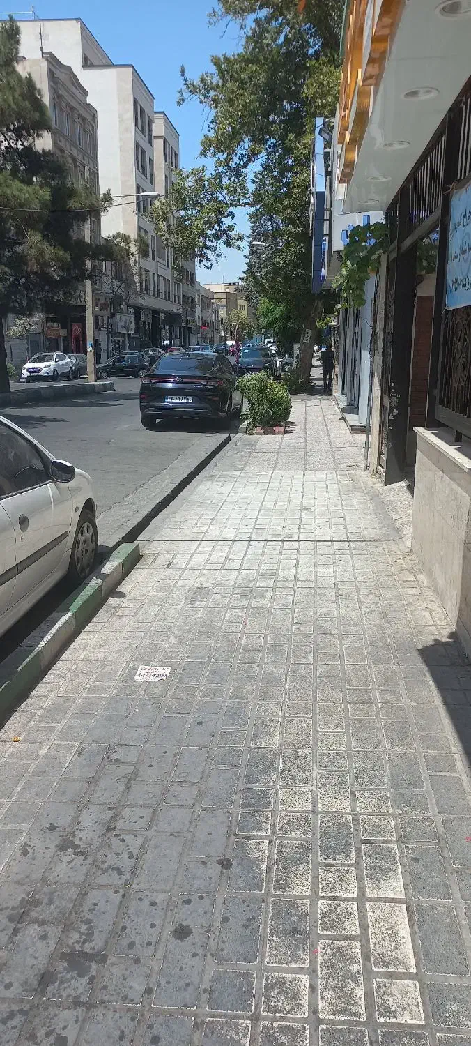 اجاره مغازه ۶۰ متری در فردوس شرق|اجارهٔ مغازه و غرفه|تهران, فردوس|دیوار