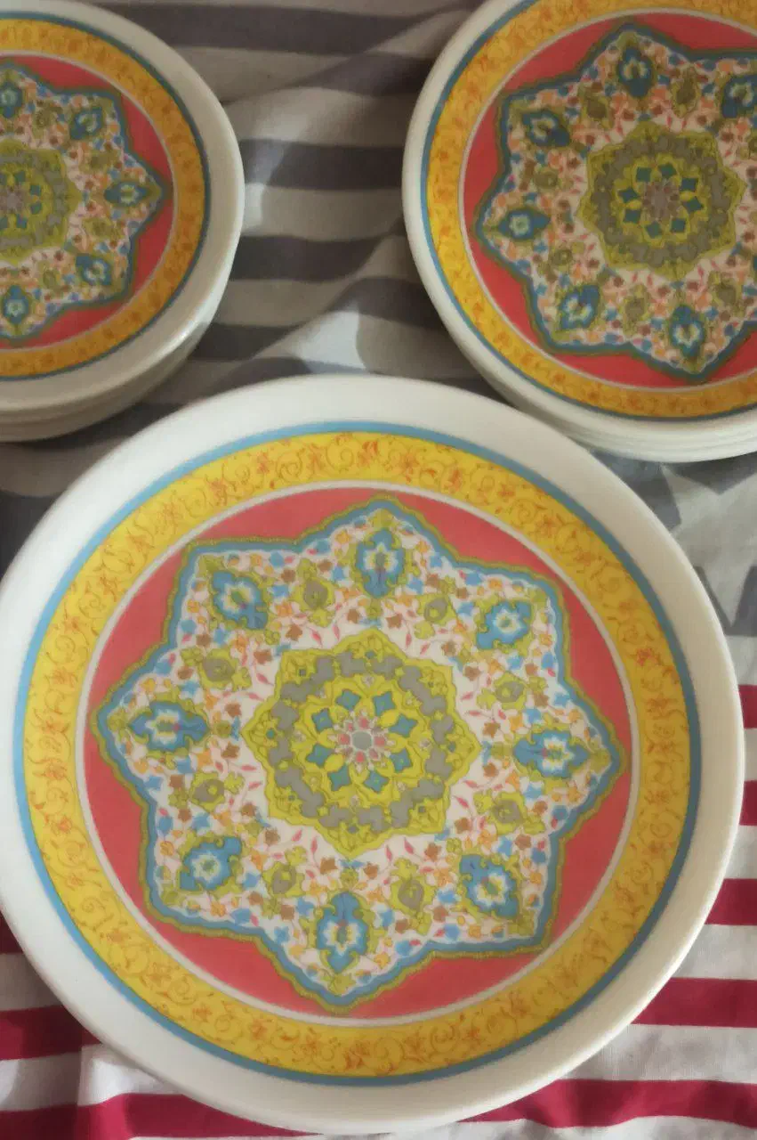 ملامین|ظروف سرو و پذیرایی|فولادشهر, فولادشهر|دیوار