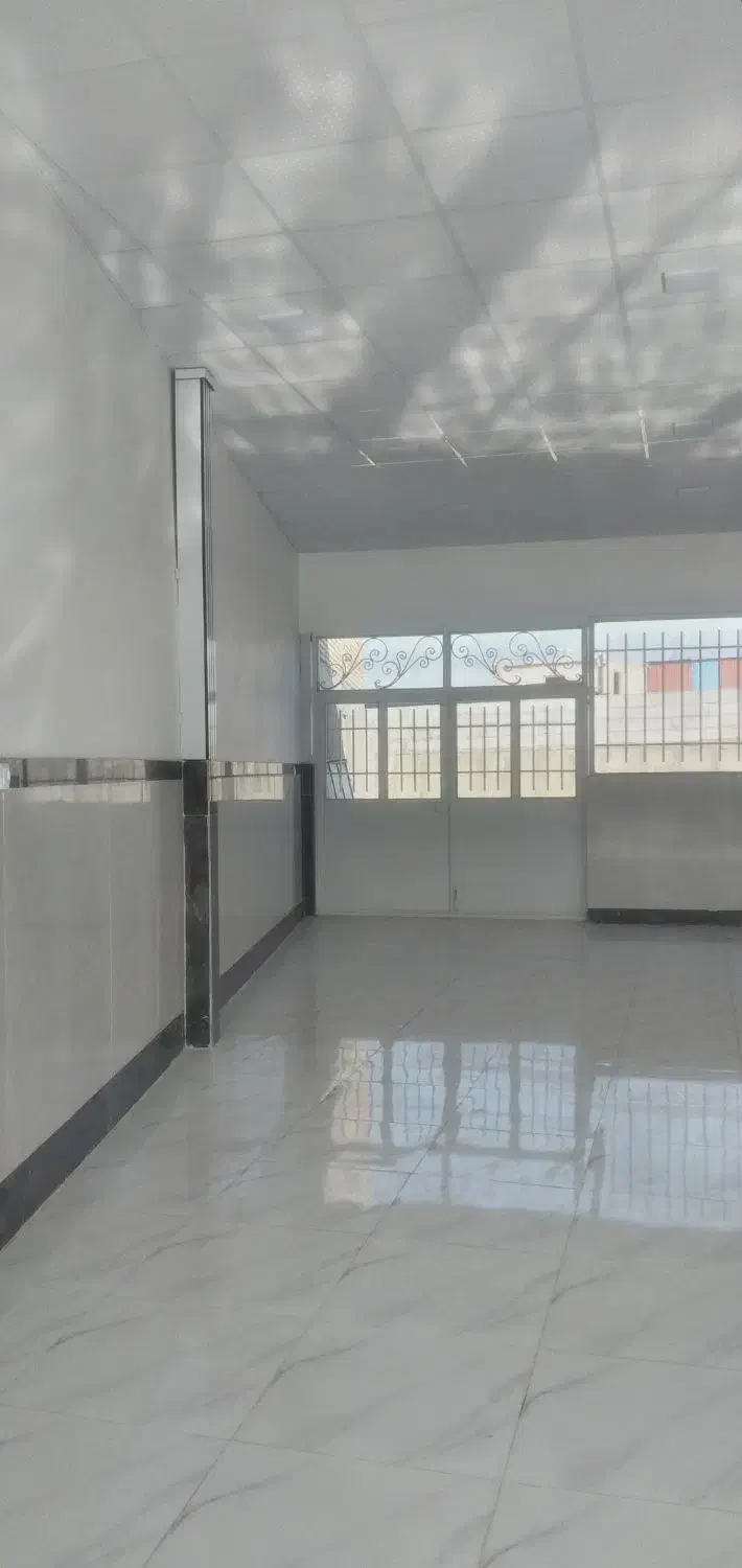 مفازه ۱۳۰متری|اجارهٔ مغازه و غرفه|سلماس, |دیوار