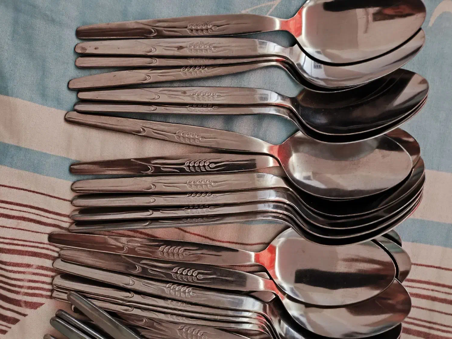 قاشق با طرح گندمی قدیمی نو|ظروف سرو و پذیرایی|قم, هنرستان|دیوار