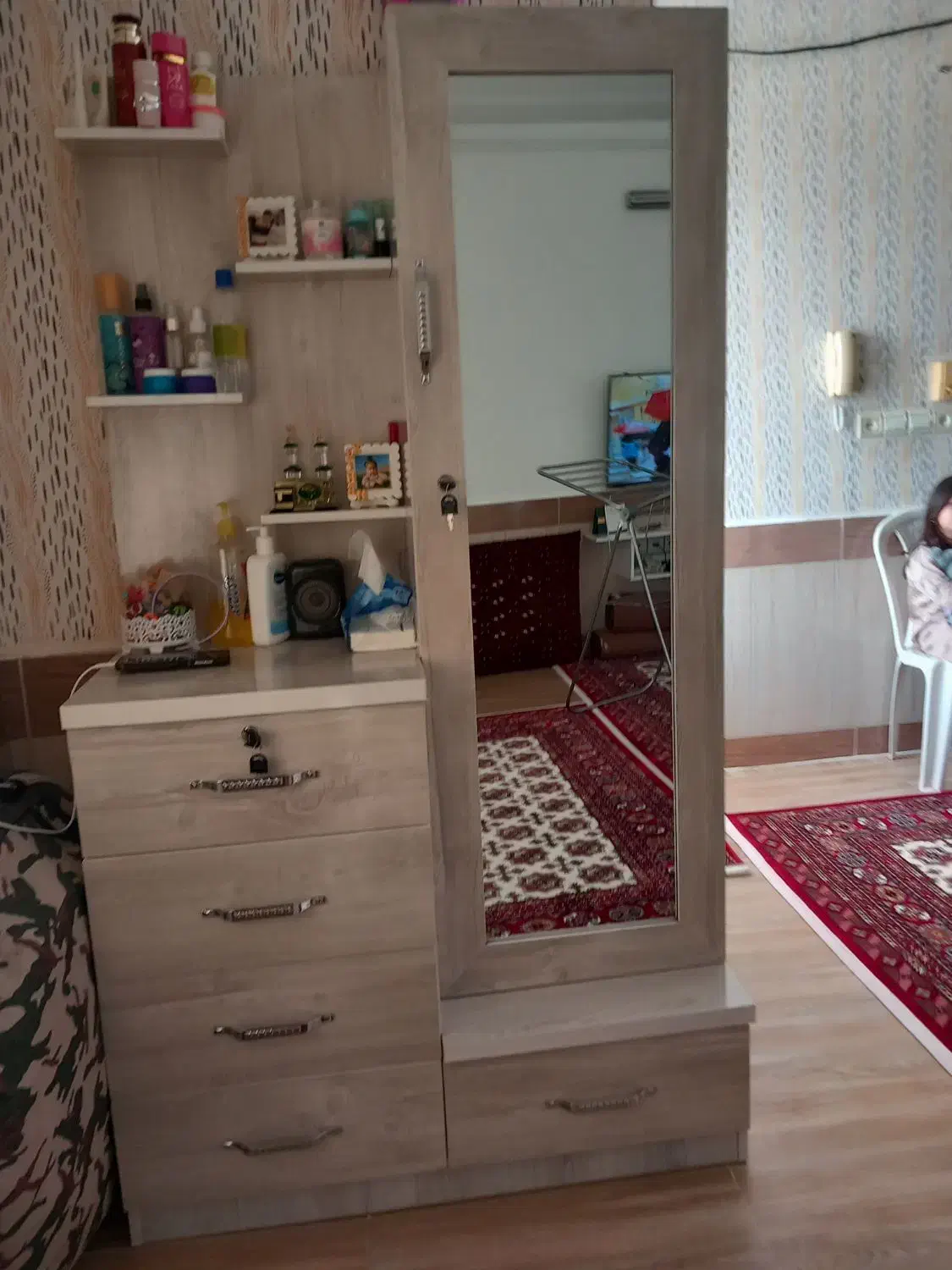 دراور|جاکفشی، کمد، دراور|گنبد کاووس, |دیوار