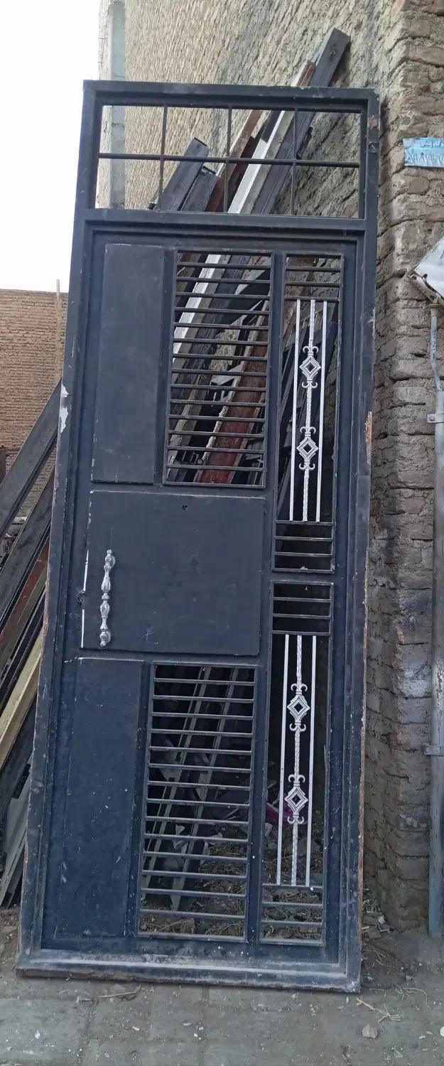 درب ورودی دست دوم|مصالح و تجهیزات ساختمان|بوکان, |دیوار