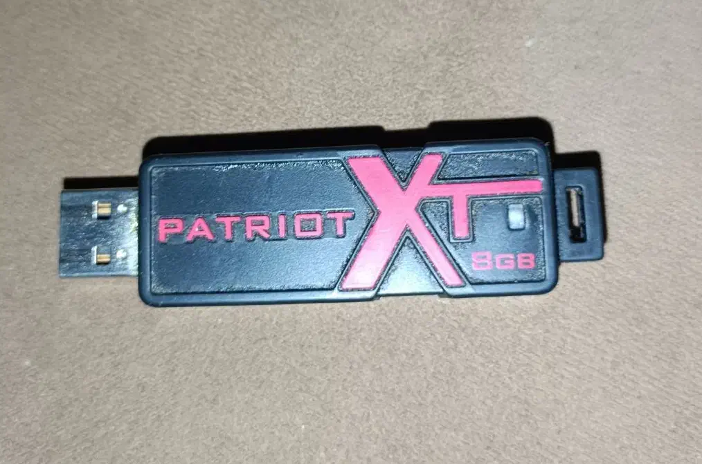 فلش 8 گیگ|لوازم جانبی موبایل و تبلت|رشت, کوی امام رضا|دیوار