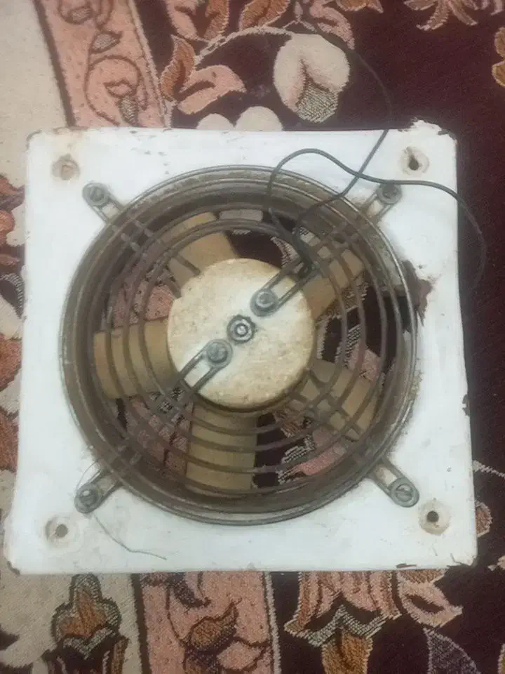 فن ۲۰ در ۲۰|پنکه و تصفیهکنندهٔ هوا|تبریز, |دیوار