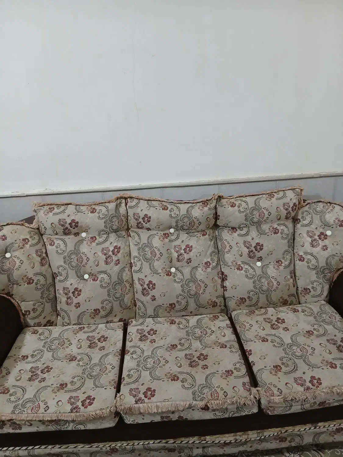 مبل هفت نفره سالم|مبلمان خانگی و میز عسلی|نیشابور, دارایی|دیوار