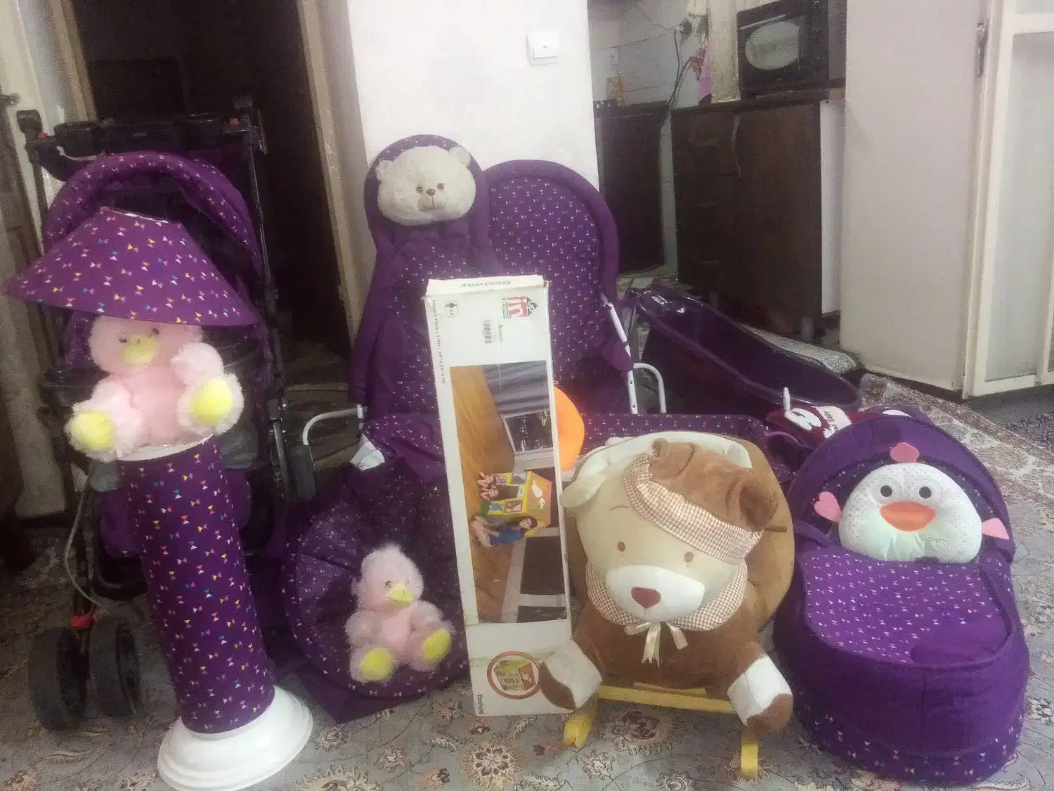 تعدادی وسیله نوزاد|کالسکه و لوازم جانبی|ری, تقی آباد|دیوار