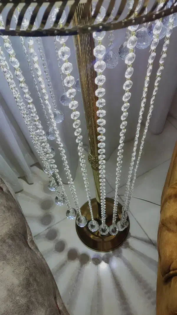 آباژور ایستاده طرح آبشاری|چراغ خواب و آباژور|صحنه, |دیوار