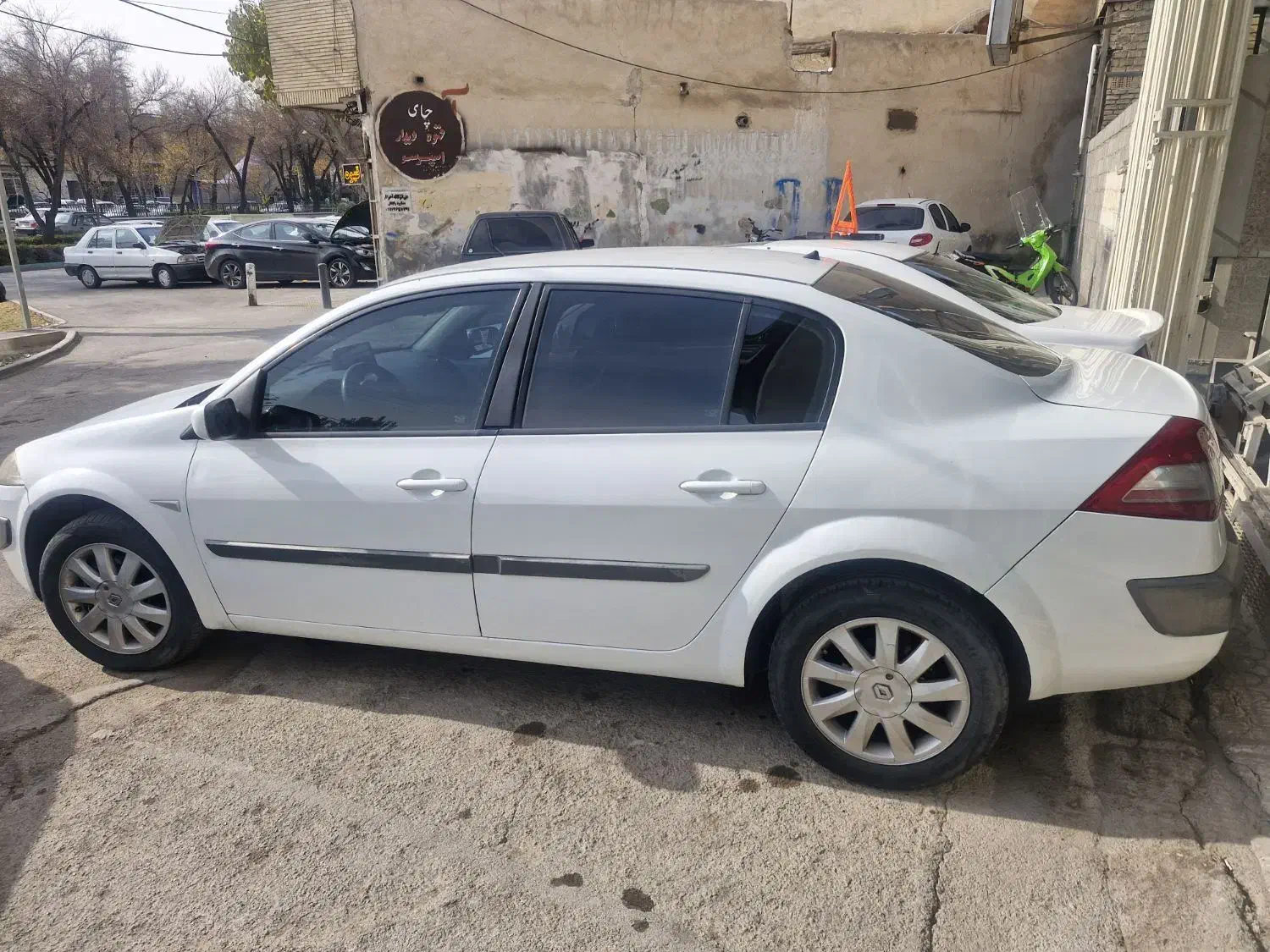 مگان مدل ۹۰ اتومات نقد اقساط و معاوضه|خودرو سواری و وانت|اصفهان, شیخ اشراق|دیوار