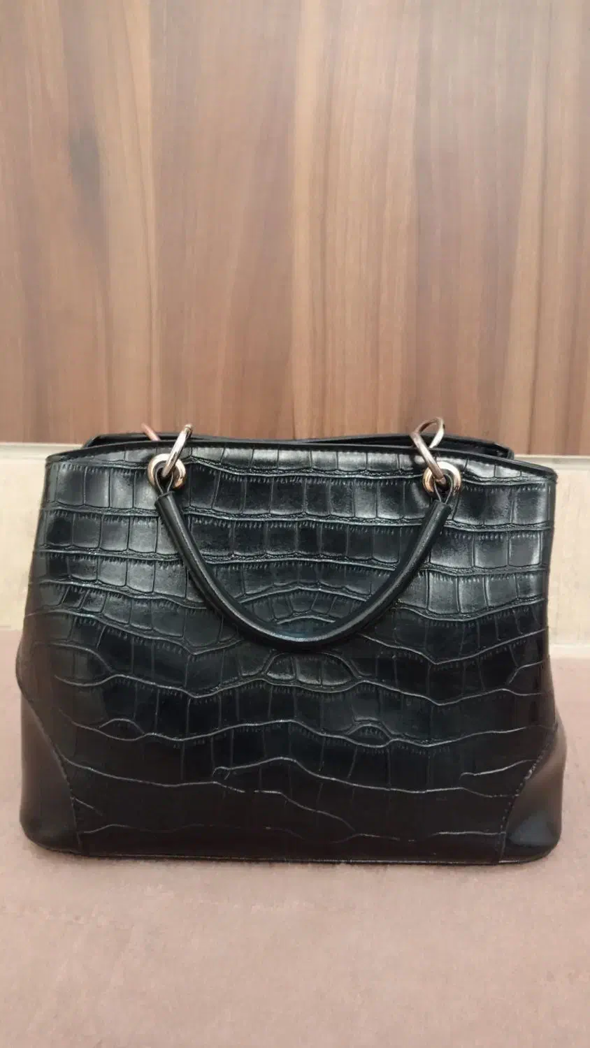 کیف دستی شیک و جادار|کیف، کفش، کمربند|ملارد, |دیوار