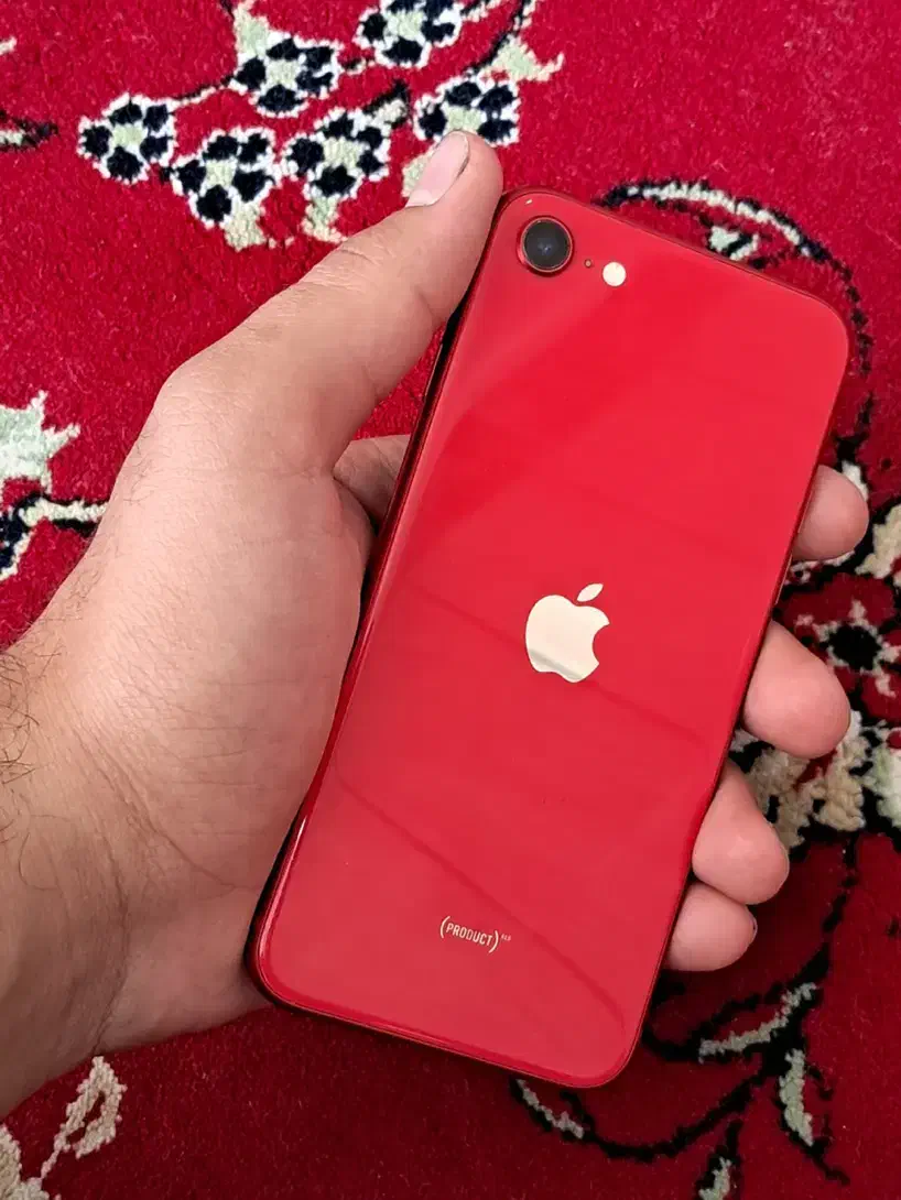 iPhone SE 2020 128 Gb|موبایل|اصفهان, نصرآباد|دیوار