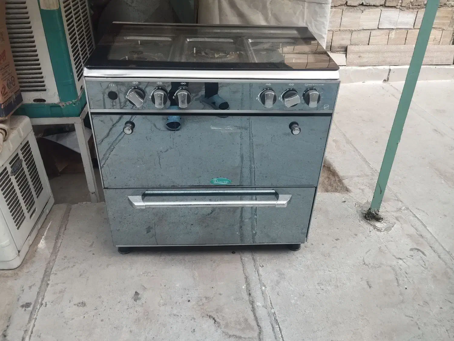 یک عدد گاز پنج شعله تمیز سالم|اجاق گاز و لوازم برقی پخت‌وپز|تهران, خاک سفید|دیوار