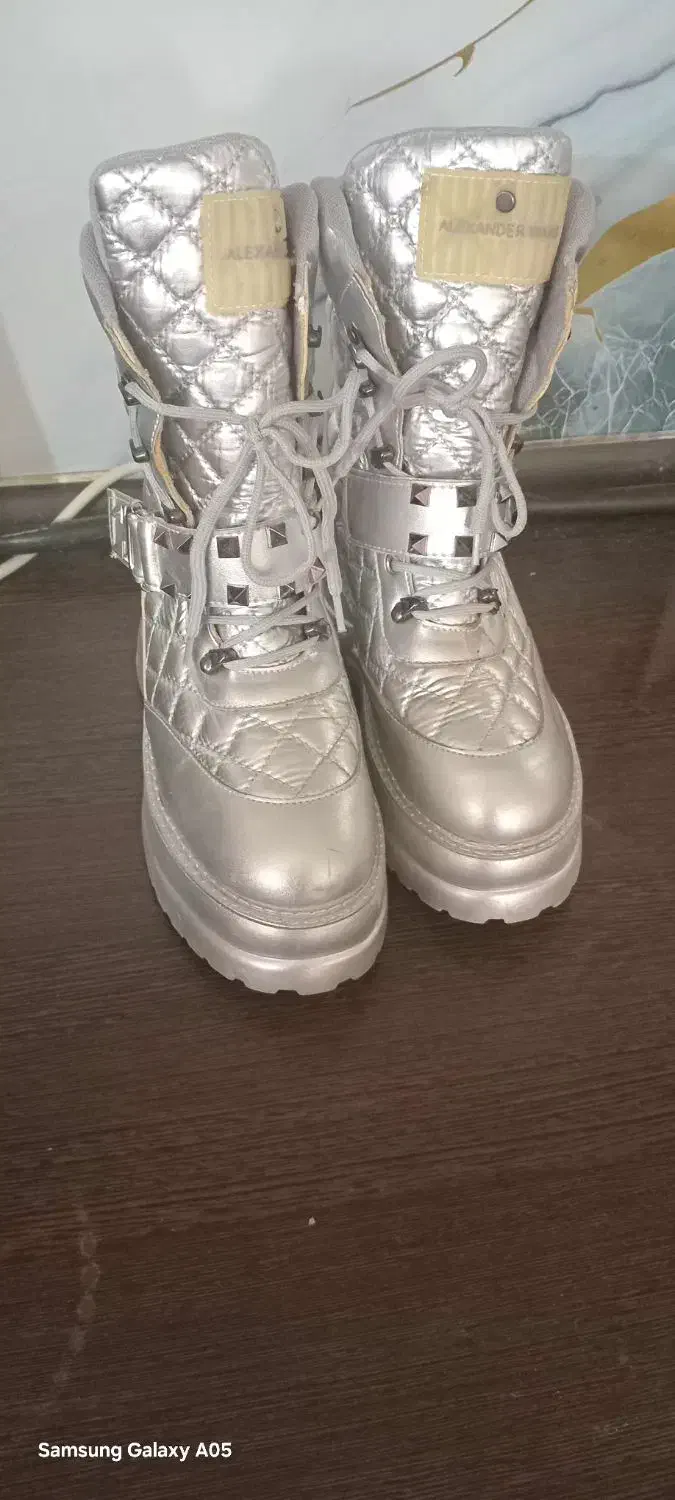 بوت سالم و درحد نو|کیف، کفش، کمربند|پردیس, فاز ۱۱|دیوار