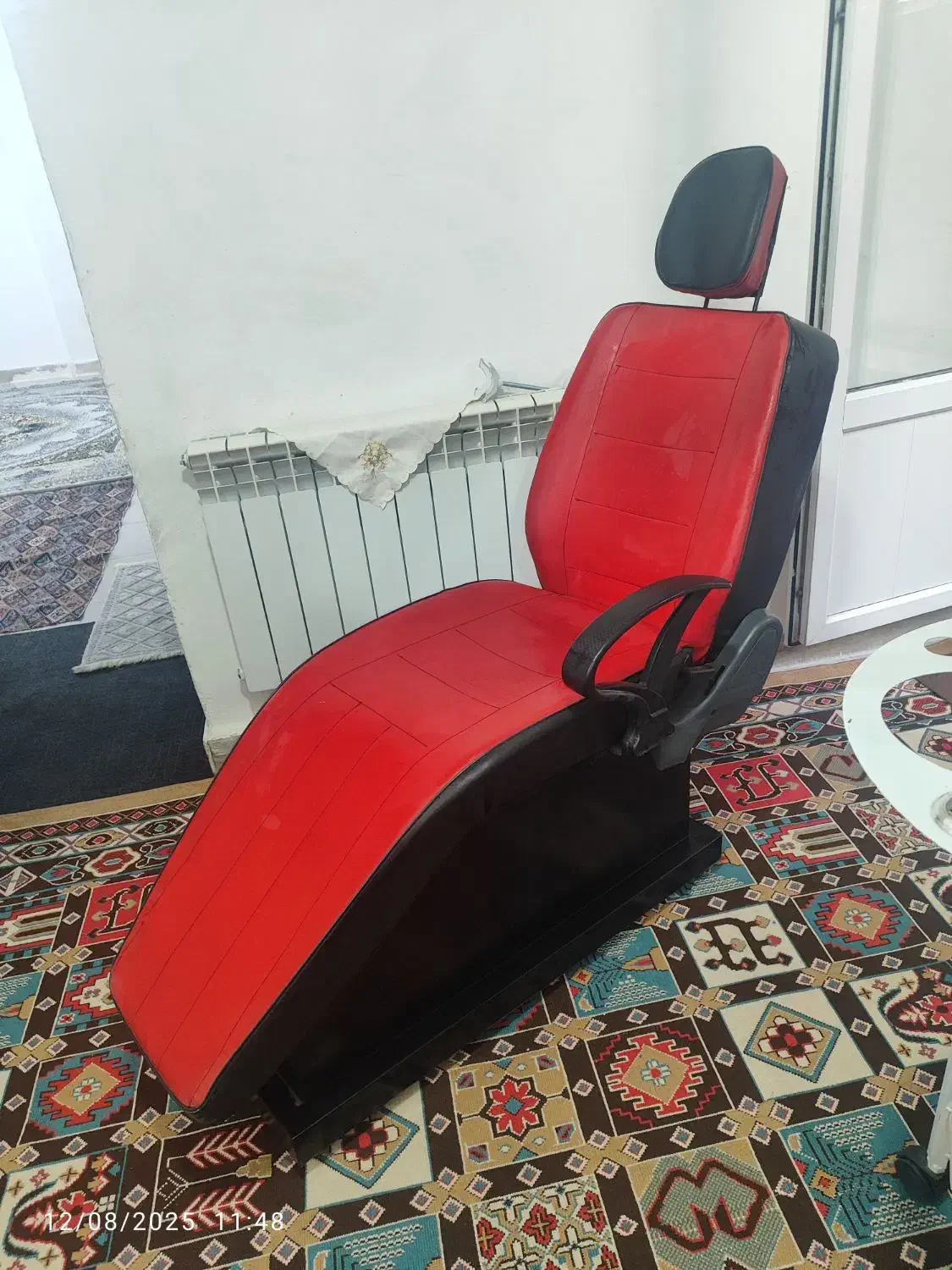 صندلی آرایشگاه|آرایشگاه و سالن‌های زیبایی|کرمانشاه, |دیوار