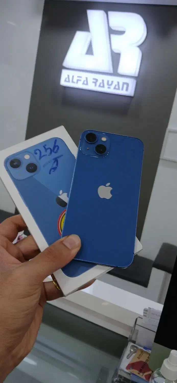 IPhone 13normal 256|موبایل|اصفهان, خلجا|دیوار