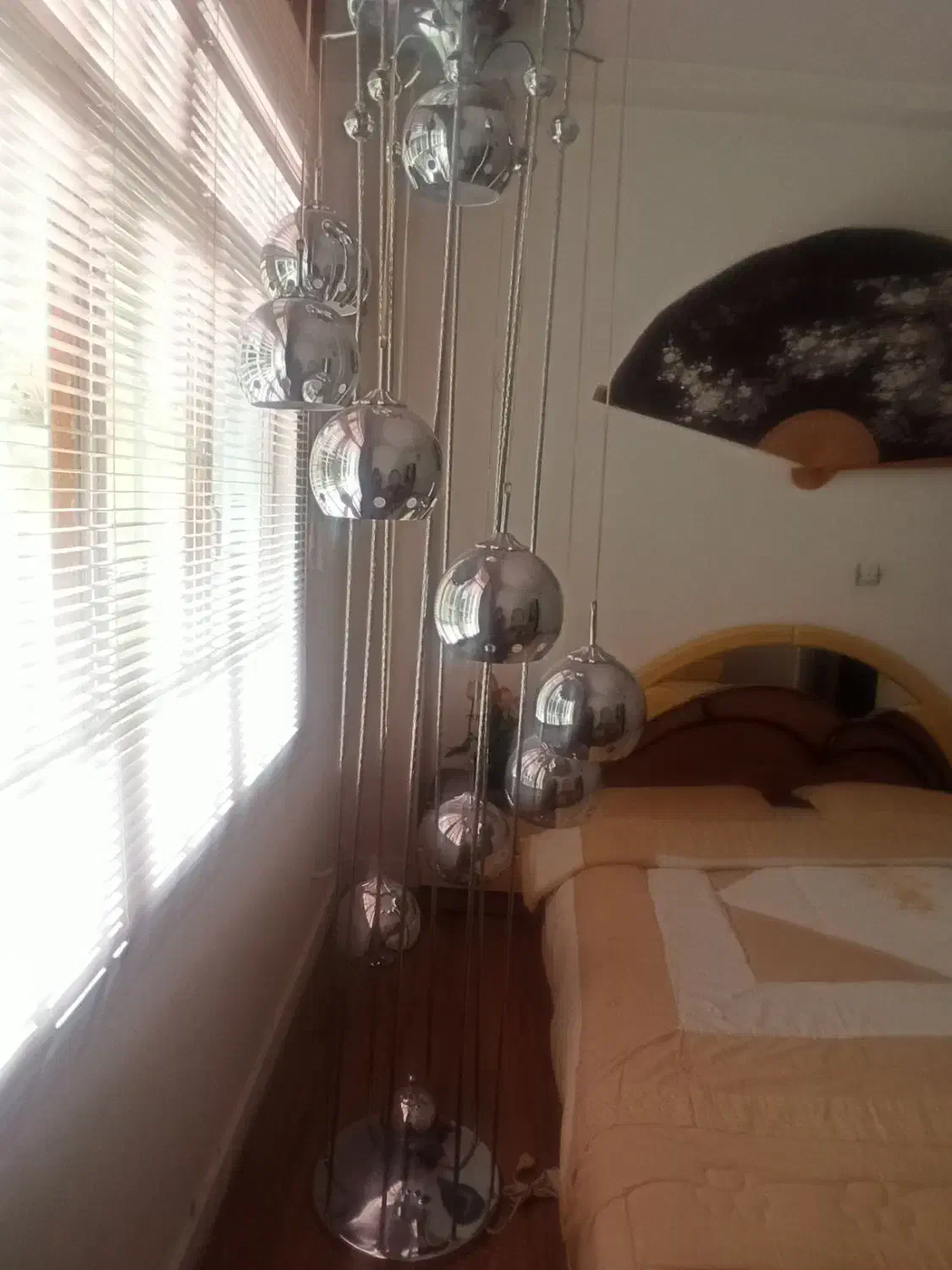 آباژور ایستاده|چراغ خواب و آباژور|هشتگرد, قاسم آباد بزرگ|دیوار