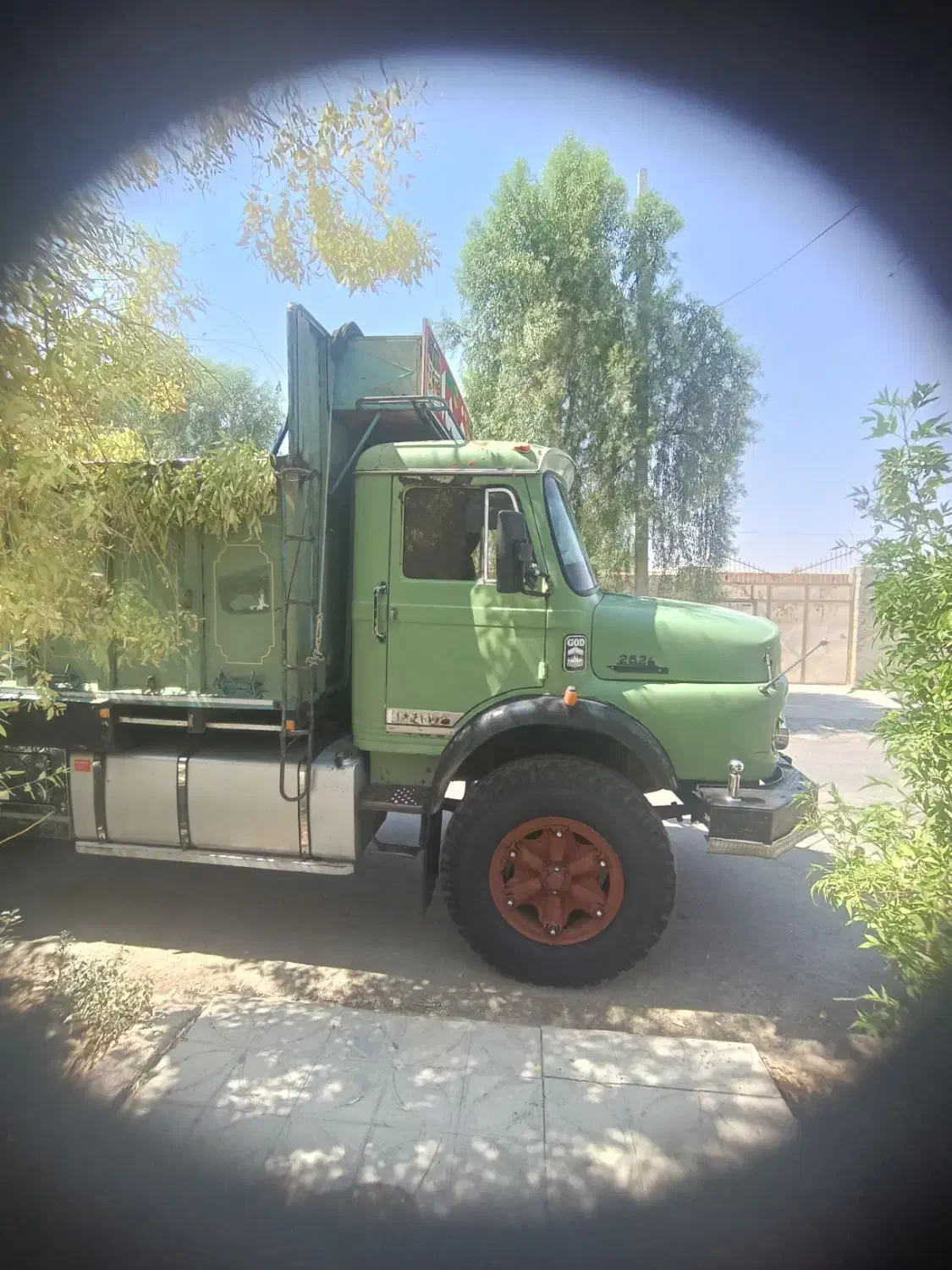 بنز ده چرخ|خودرو سنگین|نوبندگان, |دیوار