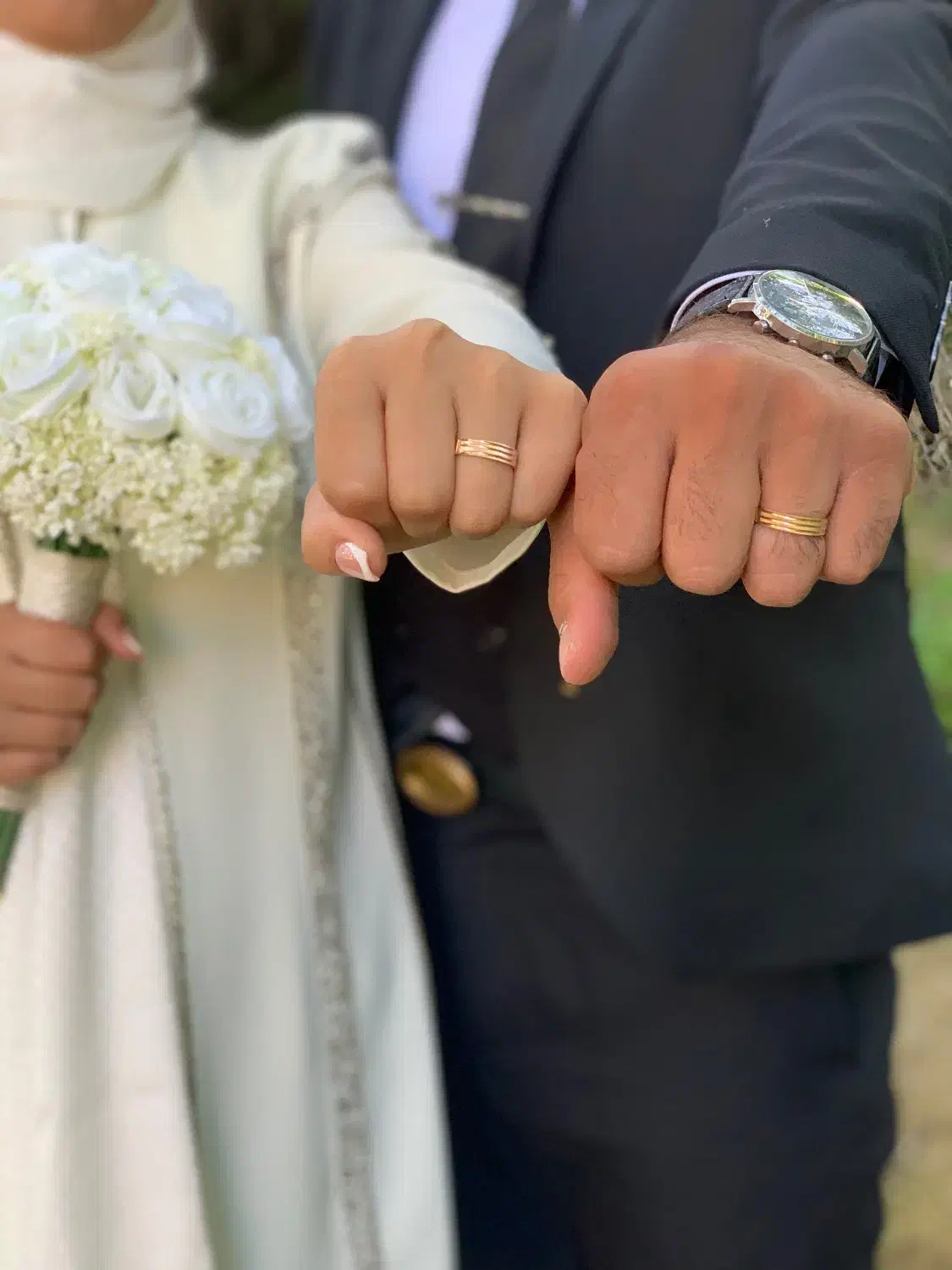 حلقه ی مردانه گمشده|اشیا|تکاب, |دیوار