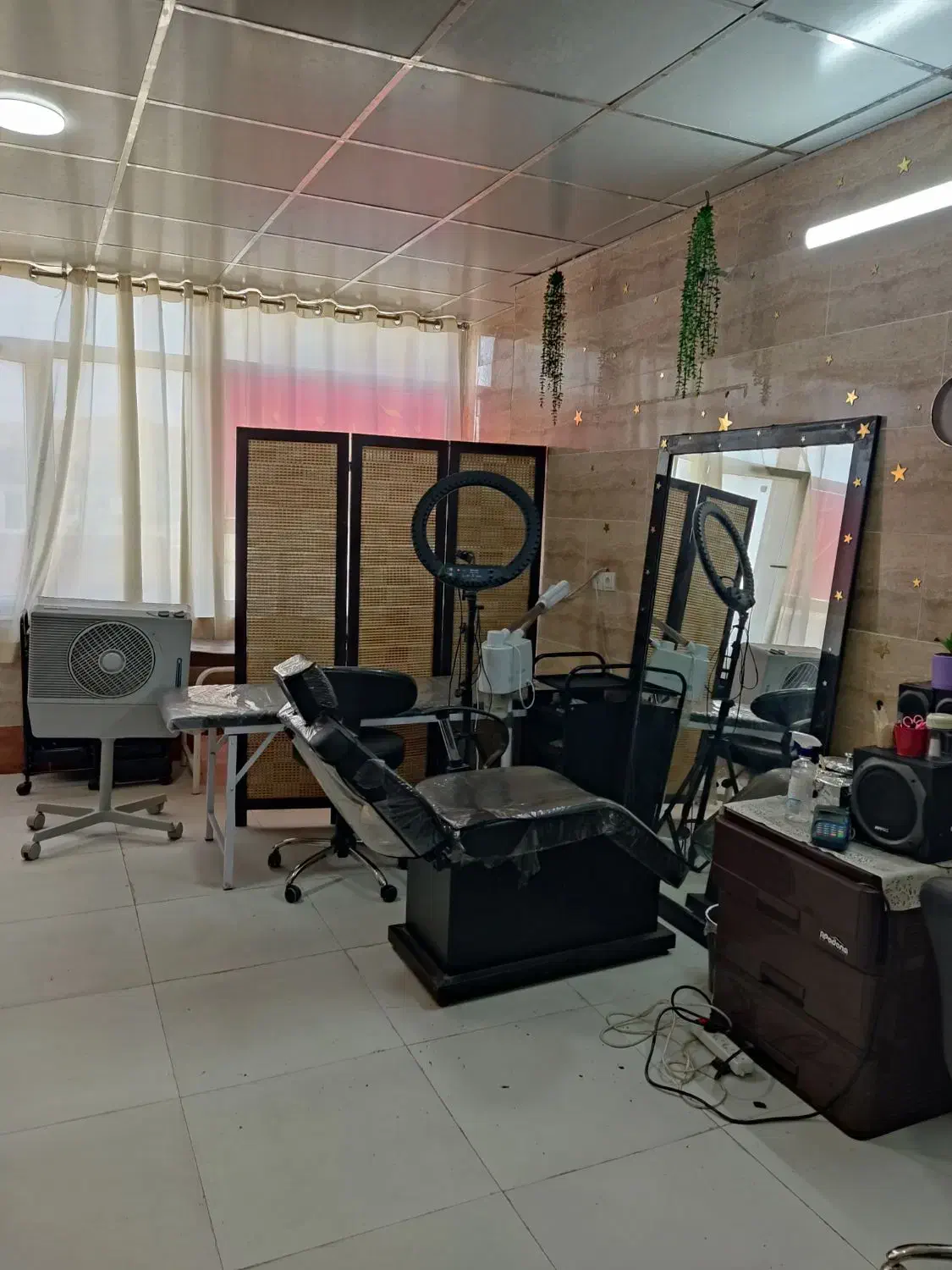 فروش یک واحد اداری|فروش دفتر کار، اتاق اداری، مطب|صدرا-فارس, فاز ۱|دیوار