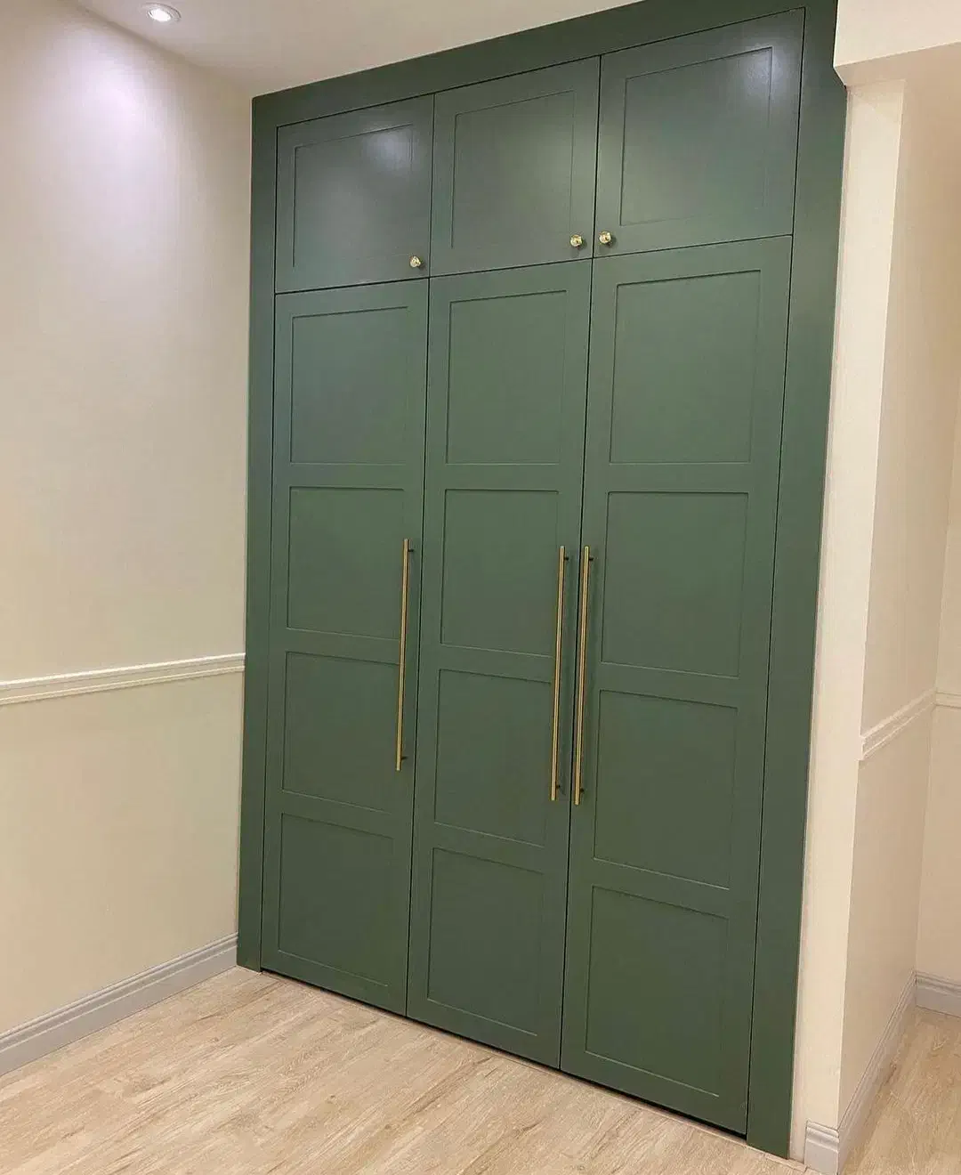 کابینت آشپزخانه و کمد دیواری Mdf|جاکفشی، کمد، دراور|نوشهر, |دیوار