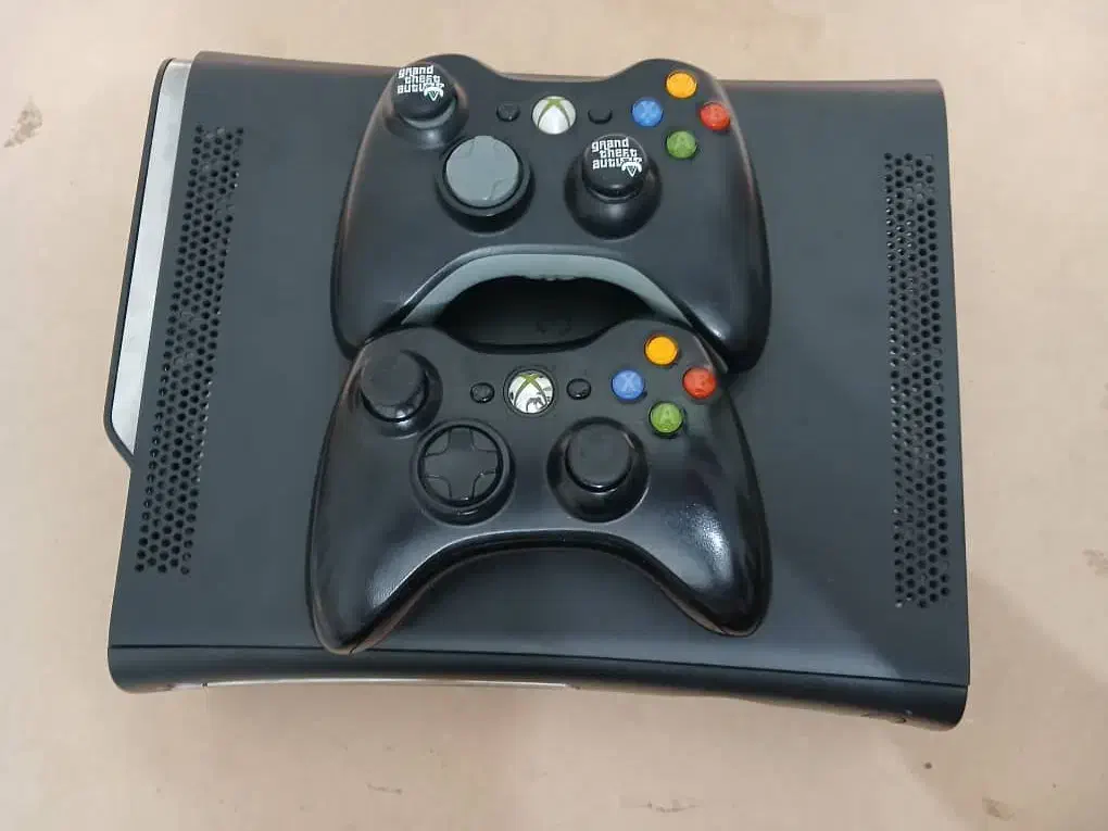 ایکس باکس ۳۶۰ ۱۲۰ گیگ دو دسته کینکت xbox360|کنسول، بازی ویدئویی و آنلاین|تهران, اباذر|دیوار