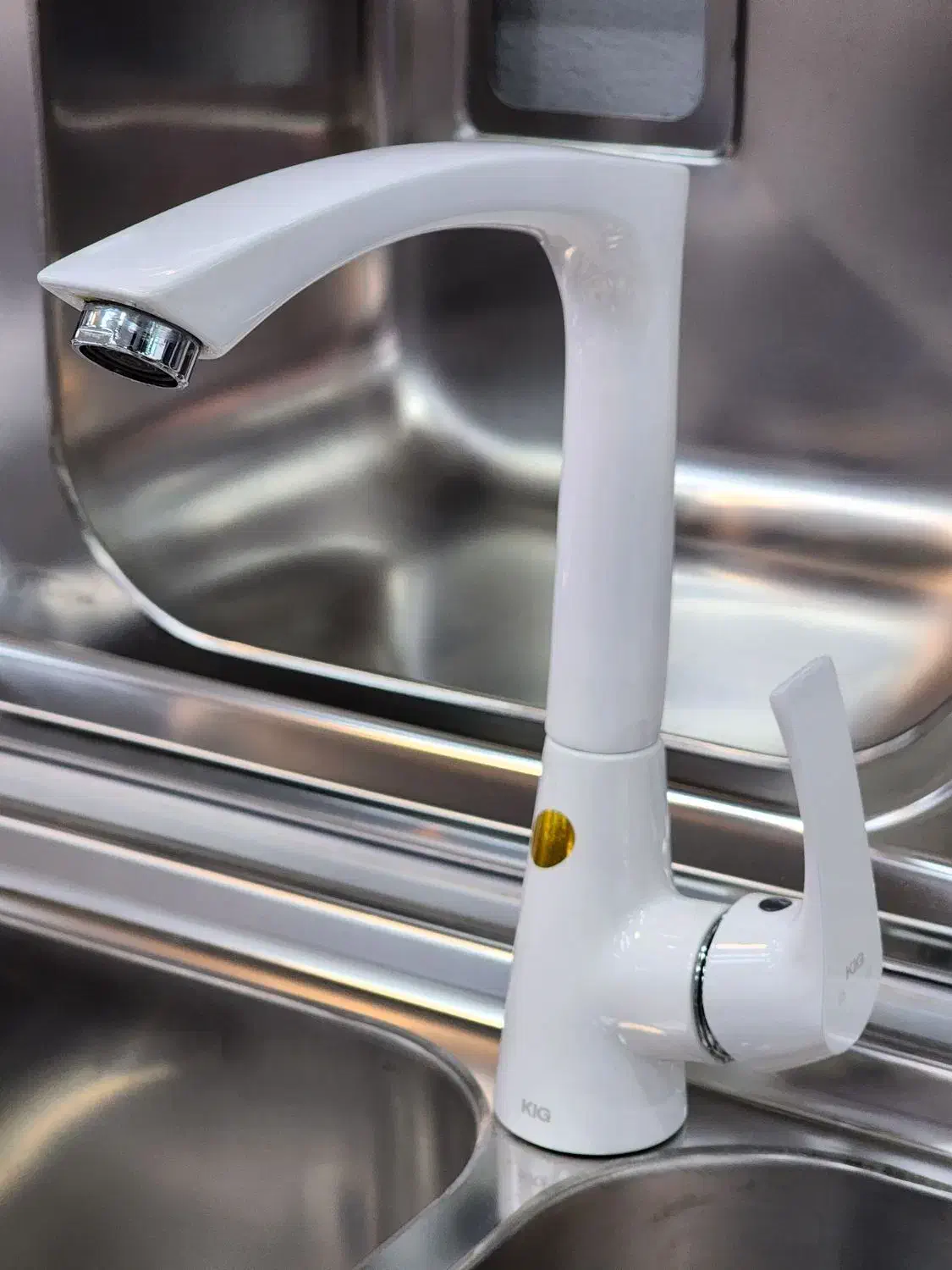 شیر سینک سفید رایموند|مصالح و تجهیزات ساختمان|رشت, پارک شهر|دیوار