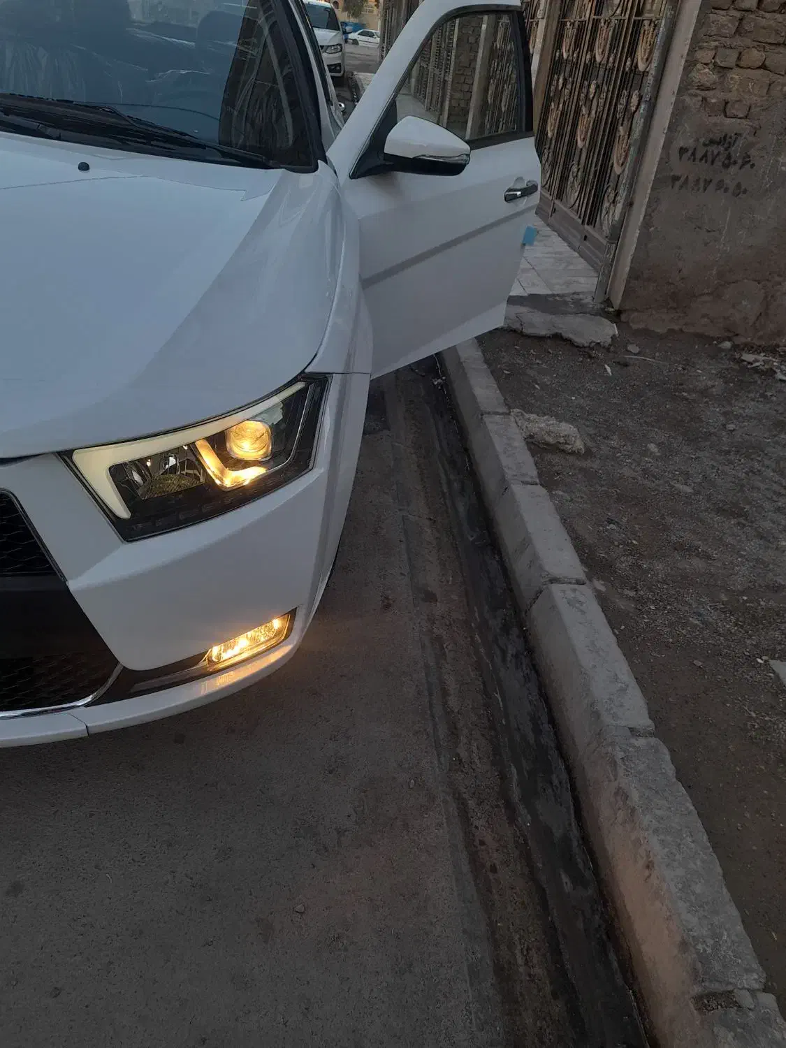 دنا پلاس|خودرو سواری و وانت|قم, علی آباد سعدگان|دیوار