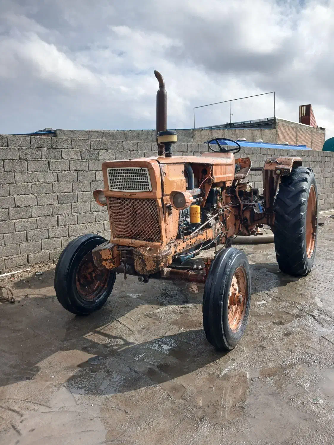 تراکتور رومانی مدل ۶۸|خودرو سنگین|نقده, |دیوار