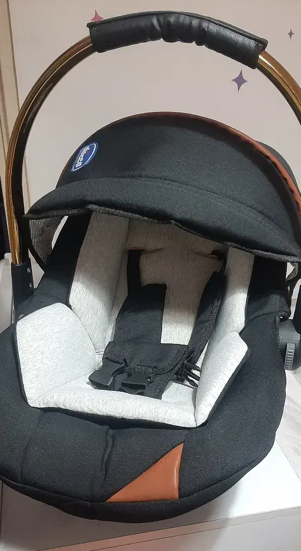 کریر نوزادی برند چیکو دسته طلایی|کالسکه و لوازم جانبی|تبریز, |دیوار