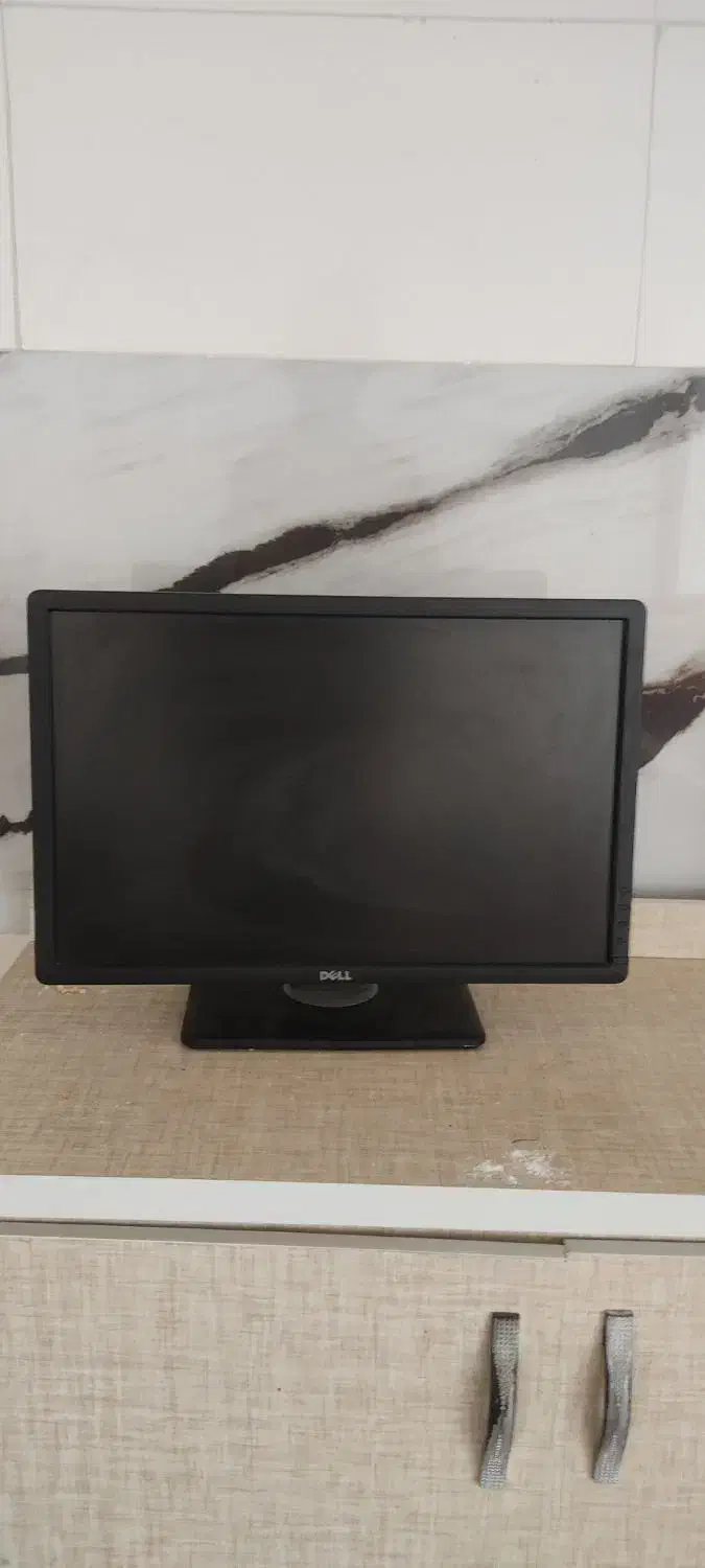 مانیتور ۲۲ اینچی hd دل|قطعات و لوازم جانبی رایانه|مراغه, |دیوار