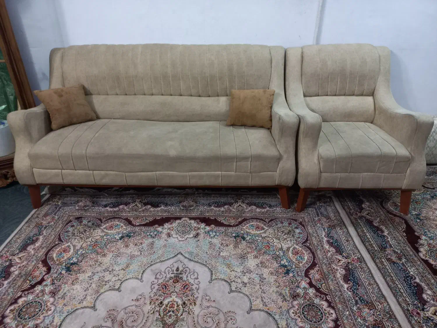 مبل ۷ نفره|مبلمان خانگی و میز عسلی|پاکدشت, خاتون آباد|دیوار