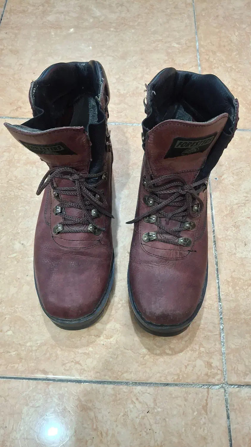 کفش کوهنوردی|کوهنوردی و کمپینگ|اندیشه, شهرک صدف|دیوار