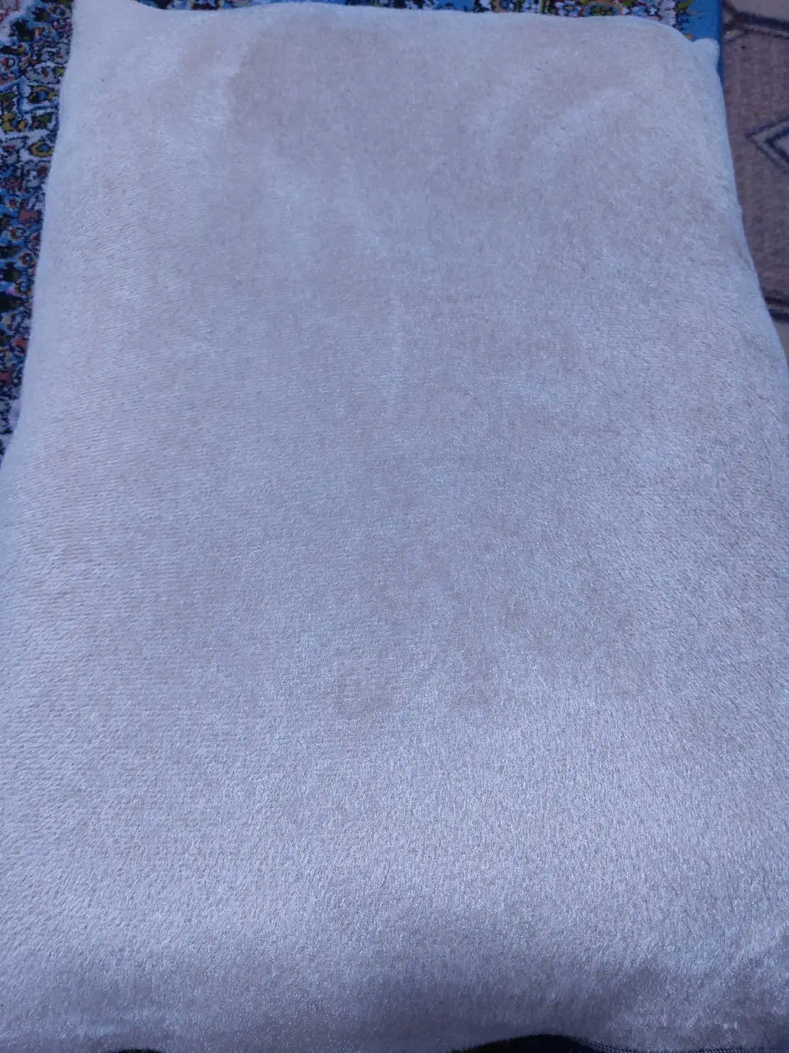 روبالشی زیبا مخمل در حدنو شیش عدد|رختخواب، بالش، پتو|سقز, |دیوار