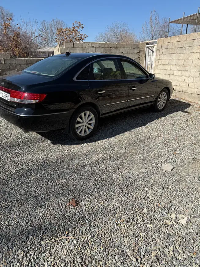 ازرا ۲۰۱۰ مشکی|خودرو سواری و وانت|رامجین, |دیوار