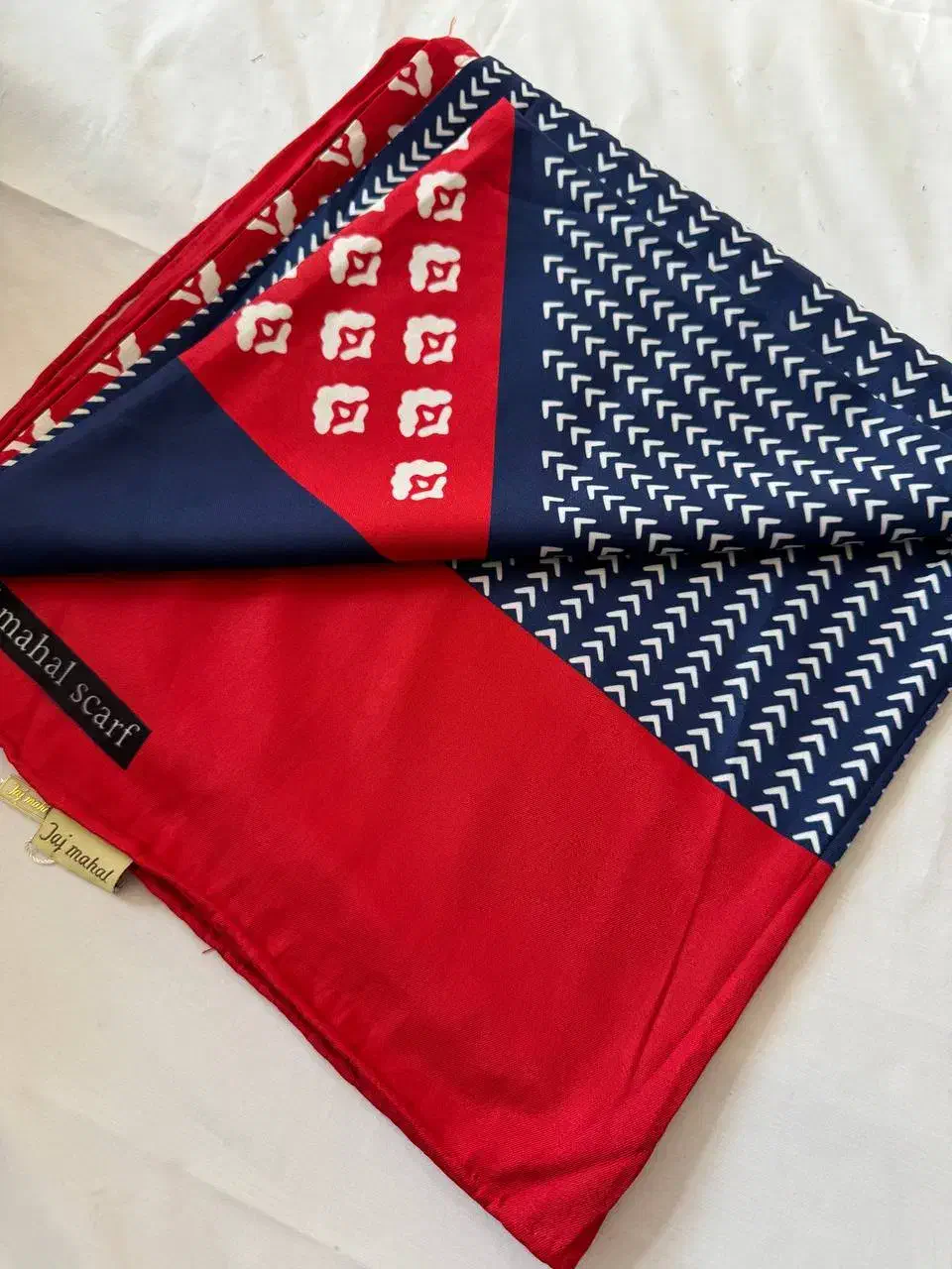 حراج ۲۰۰مدل شال و روسری مخصوص یلدا|لباس|اصفهان, جاوان|دیوار