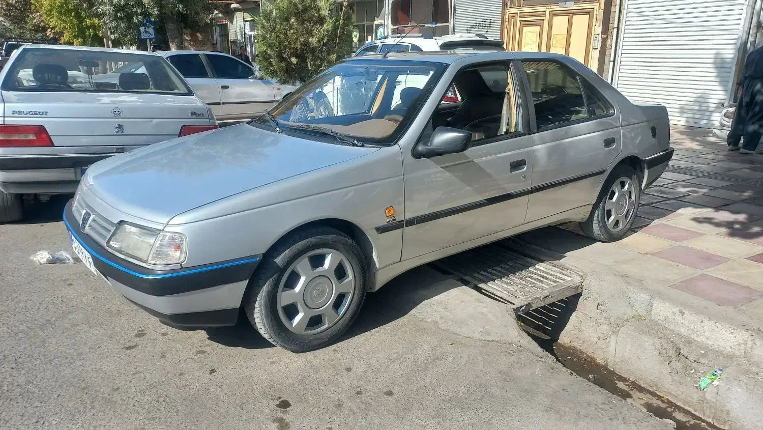 پژو ۴۰۵ دوگانه سوز کارخانه|خودرو سواری و وانت|کرمانشاه, |دیوار