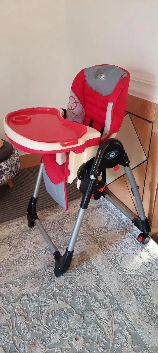 صندلی غذا|میز و صندلی غذاخوری|کوهمره, |دیوار