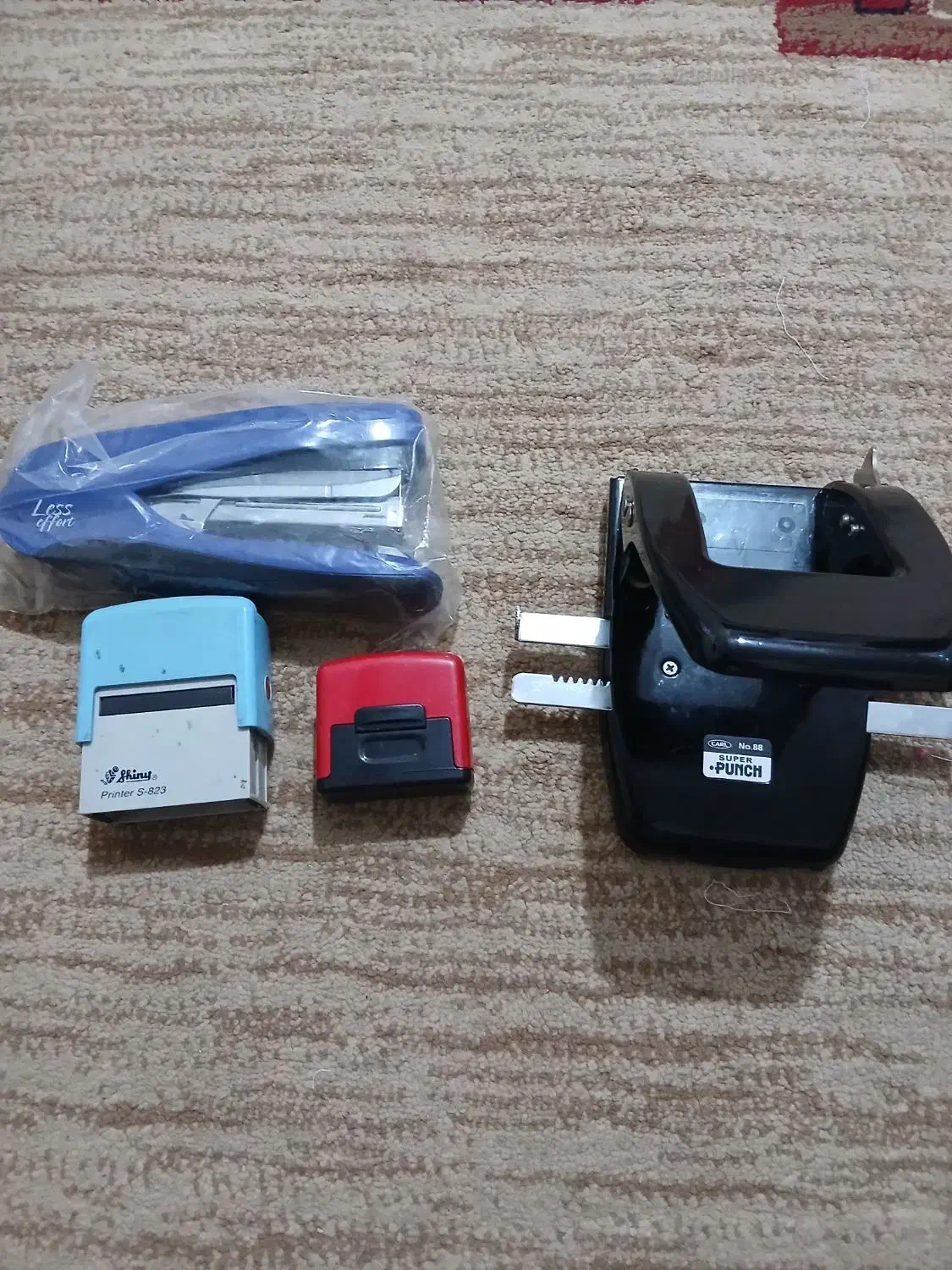 مقداری وسایل اداری درحدود ونو|لوازم التحریر|اهواز, کوروش|دیوار