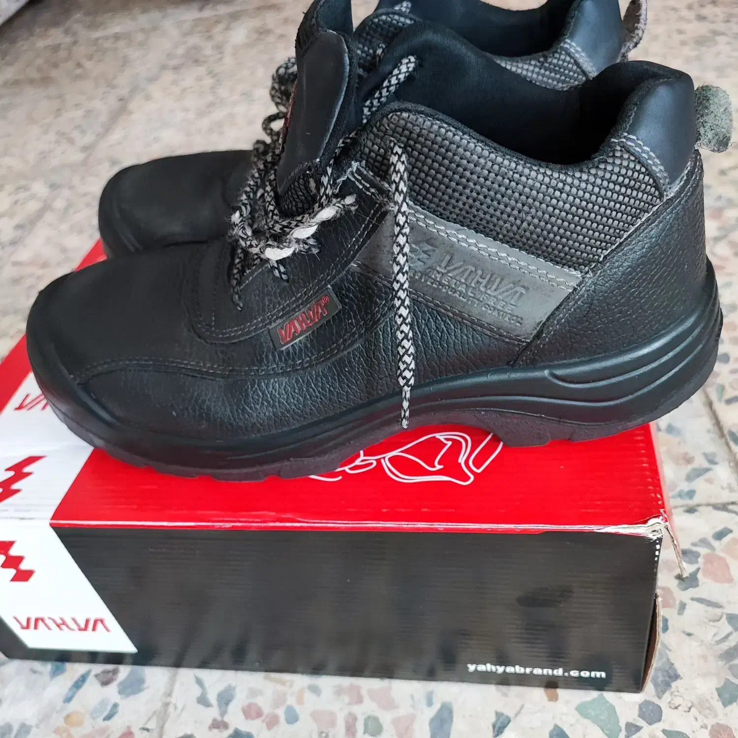 کفش ایمنی یحیی سایز ۴۰|کیف، کفش، کمربند|کازرون, |دیوار