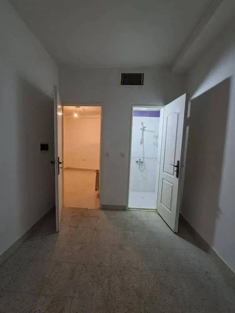 ۴۰متر استادمعین دامپزشکی. ۳عدد تکواحدی