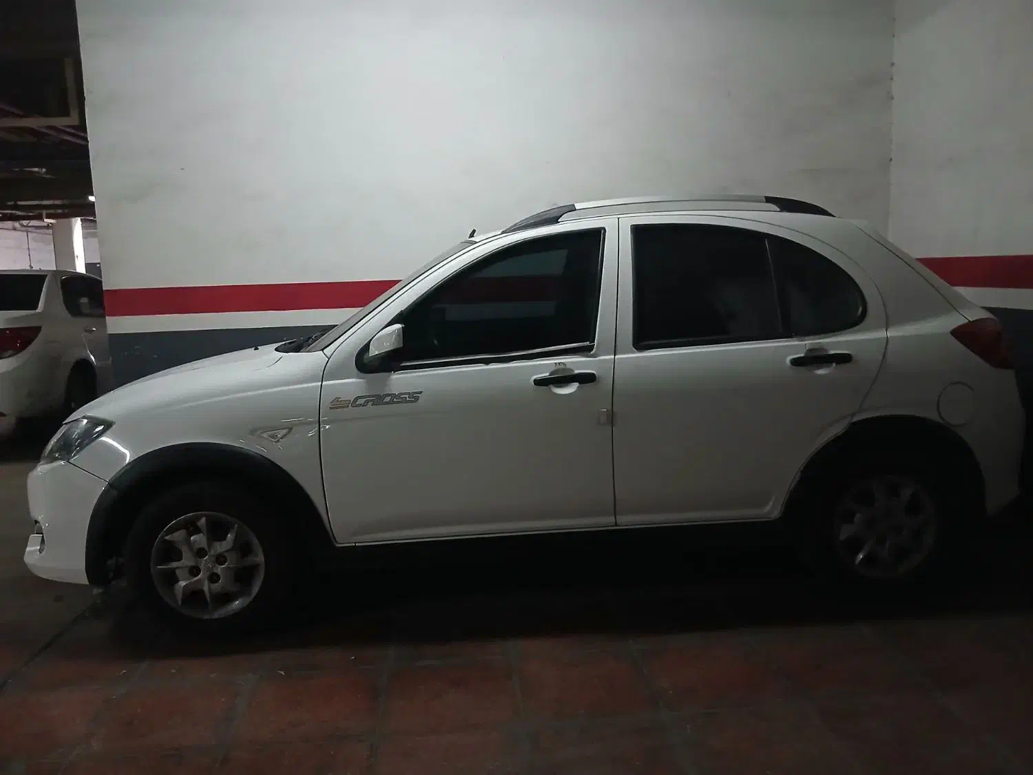 ماشین کوییک ۱۴۰۱ سفید|خودرو سواری و وانت|شیراز, فرهنگ شهر|دیوار