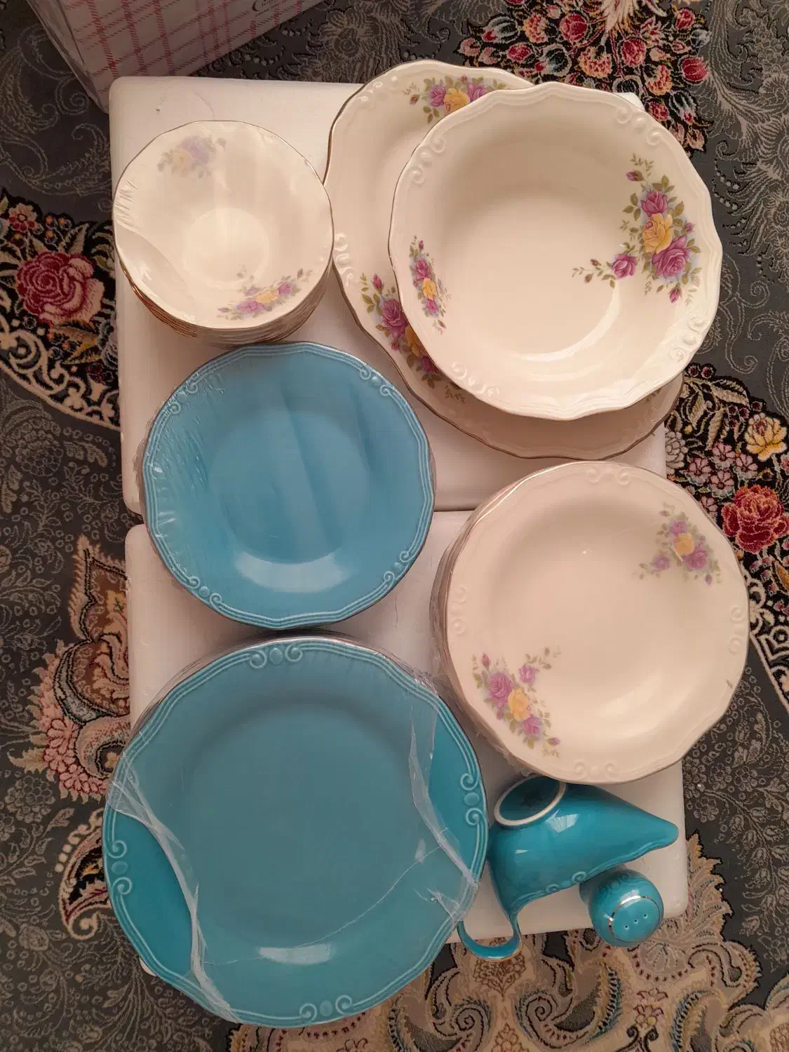 سرویس چینی|ظروف سرو و پذیرایی|نیشابور, فردوس شمالی|دیوار