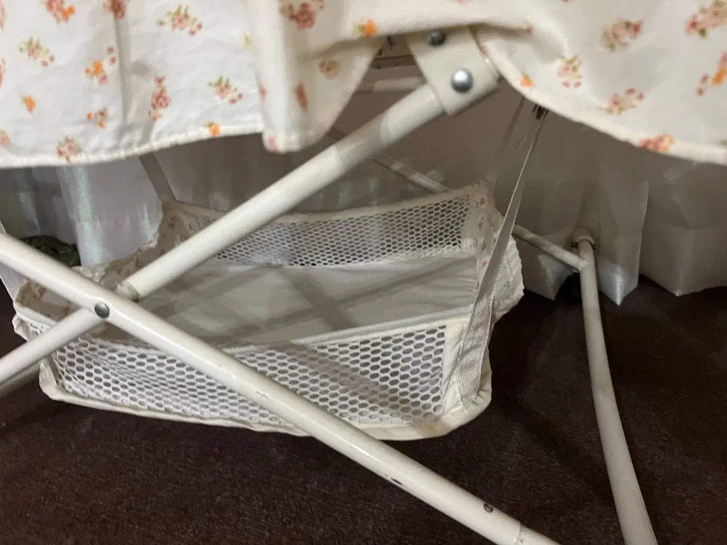 گهواره تا شو در حد نو قیمت ۱۷۰۰ تخفیف پای معامله|تخت و صندلی بچه|قیدار, |دیوار