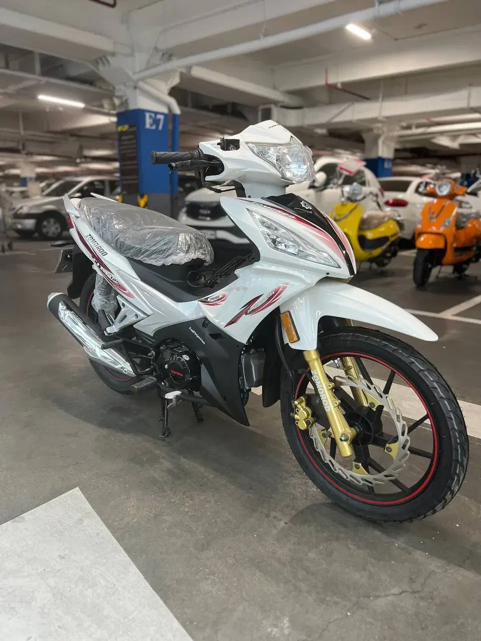 اقساط طرح ویو زمرد نیمه اتومات دم قسط ، چک یا سفته|موتورسیکلت|تهران, صادقیه|دیوار