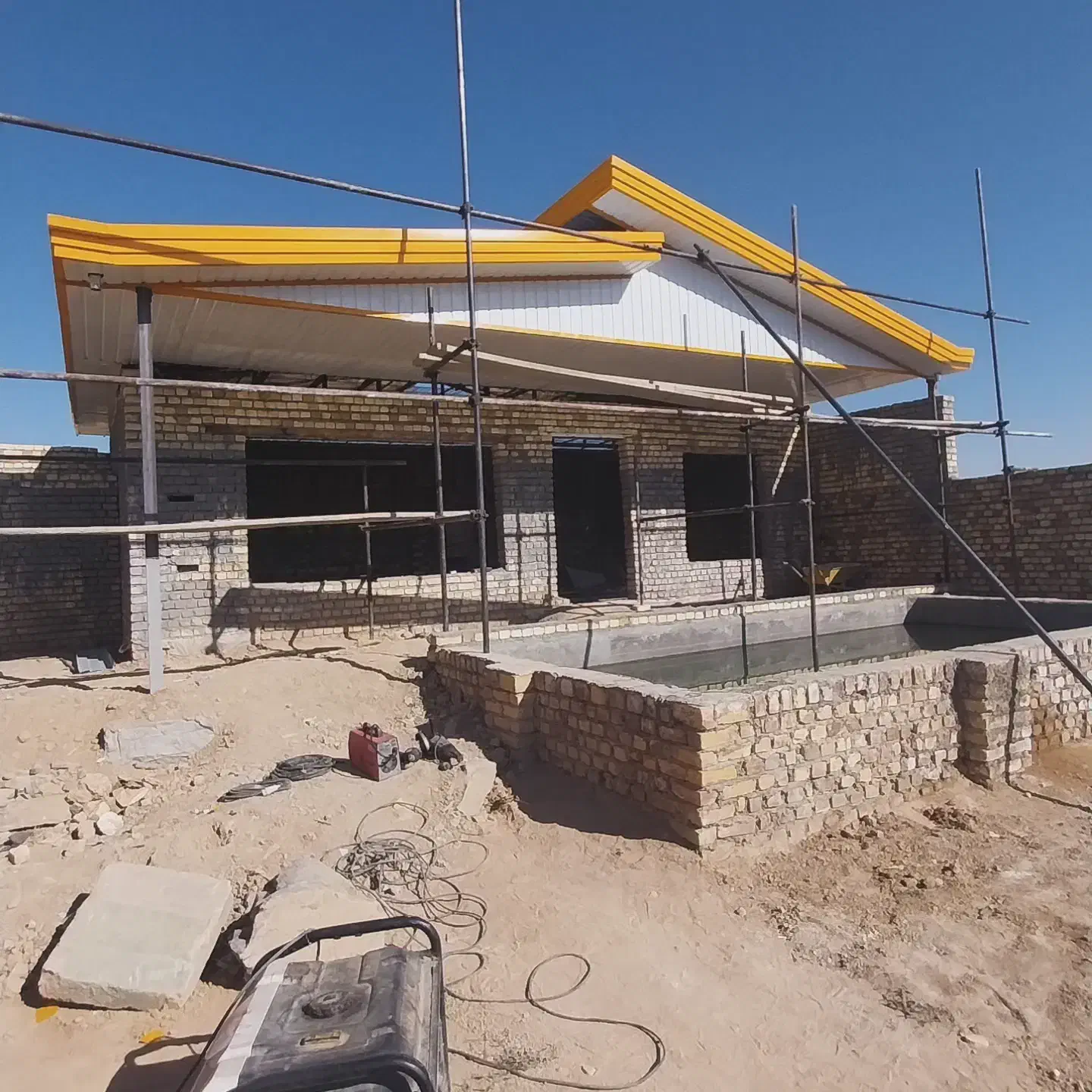 اجرای تخصصی شیروانی|خدمات پیشه و مهارت|اراک, |دیوار