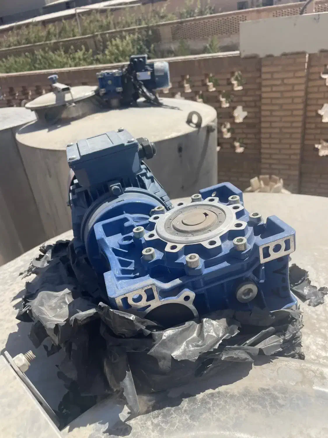 تانک استیل میکسر دار|ماشین‌آلات صنعتی|اردکان, |دیوار