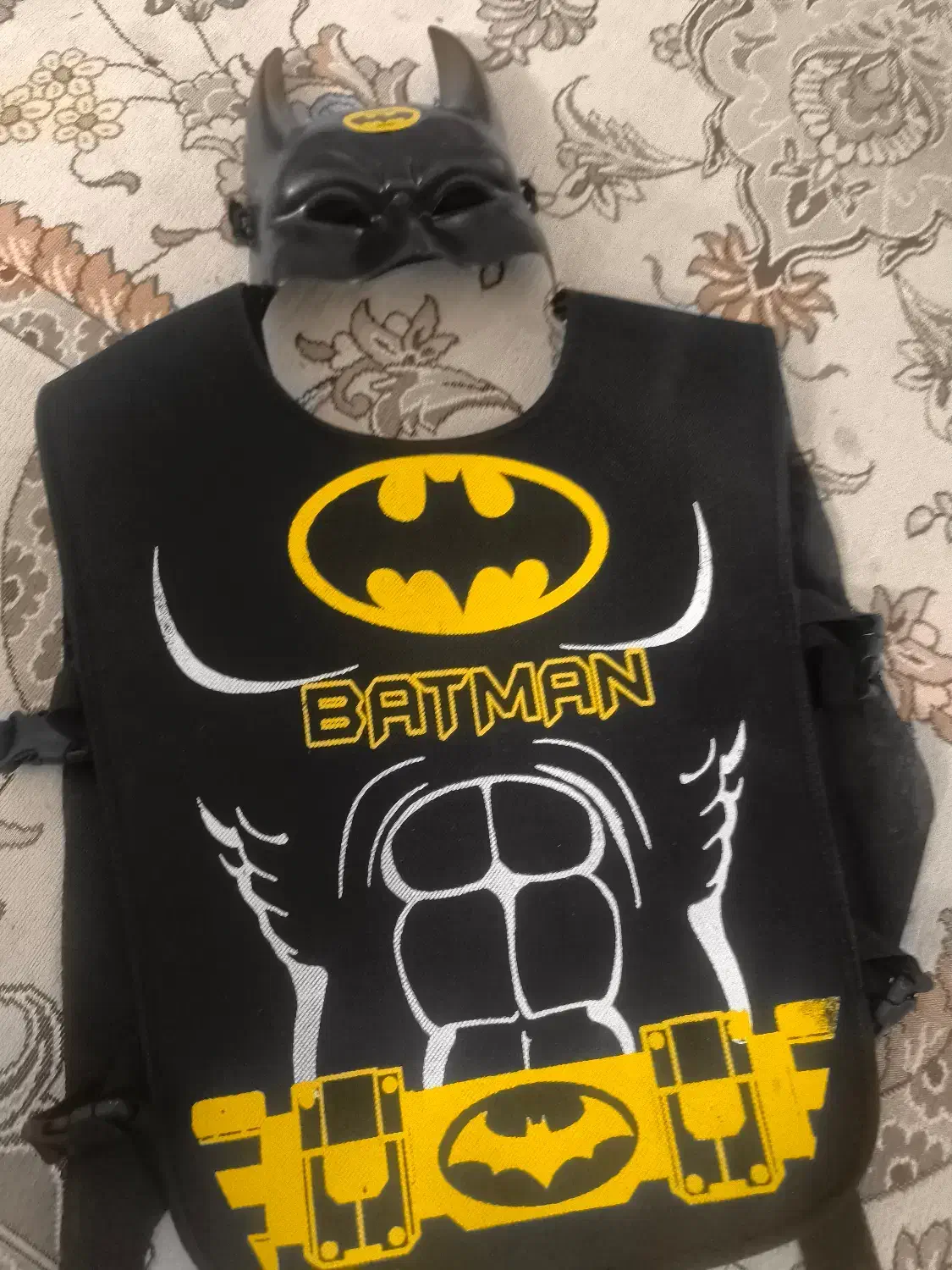 لباس بتمن|اسباب‌بازی بچه|مشهد, هنرور|دیوار