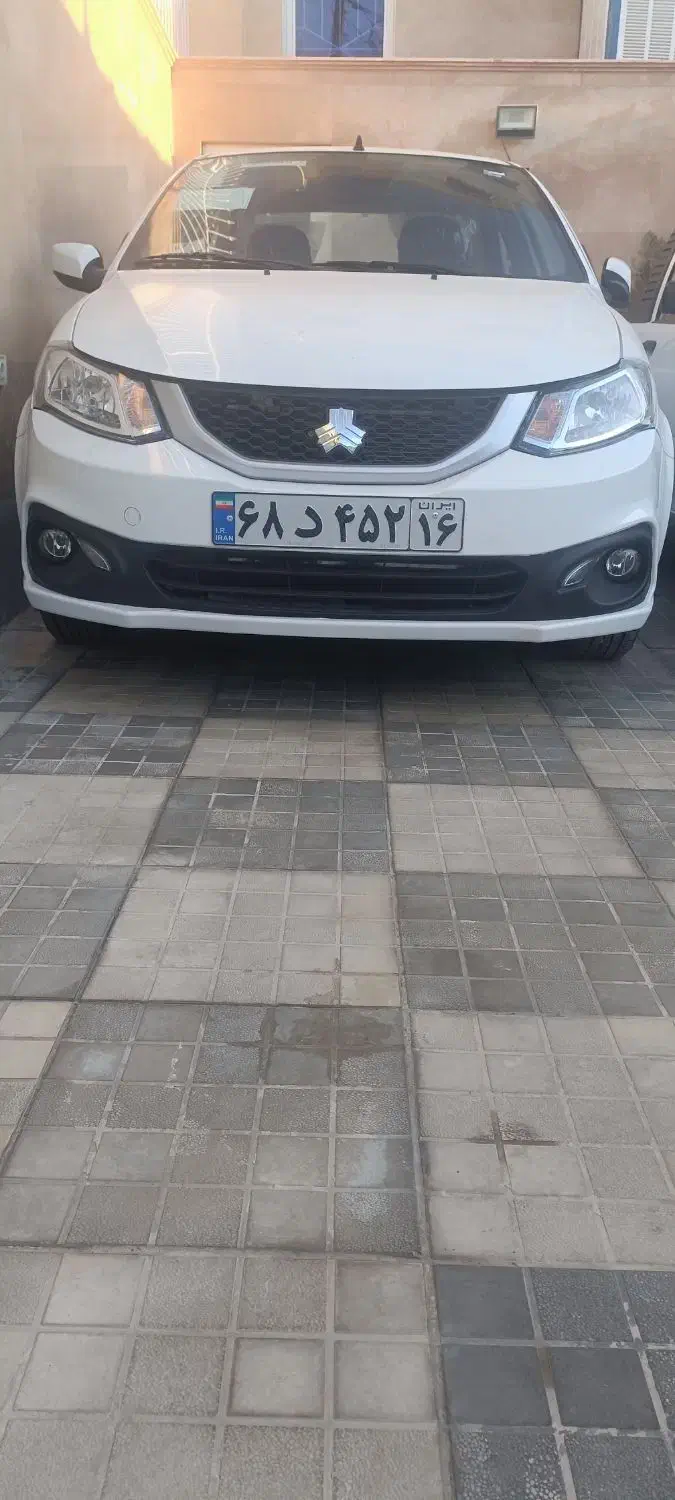 ساینا .کوییک ۱۴۰۴ خشک روز|خودرو سواری و وانت|همدان, |دیوار